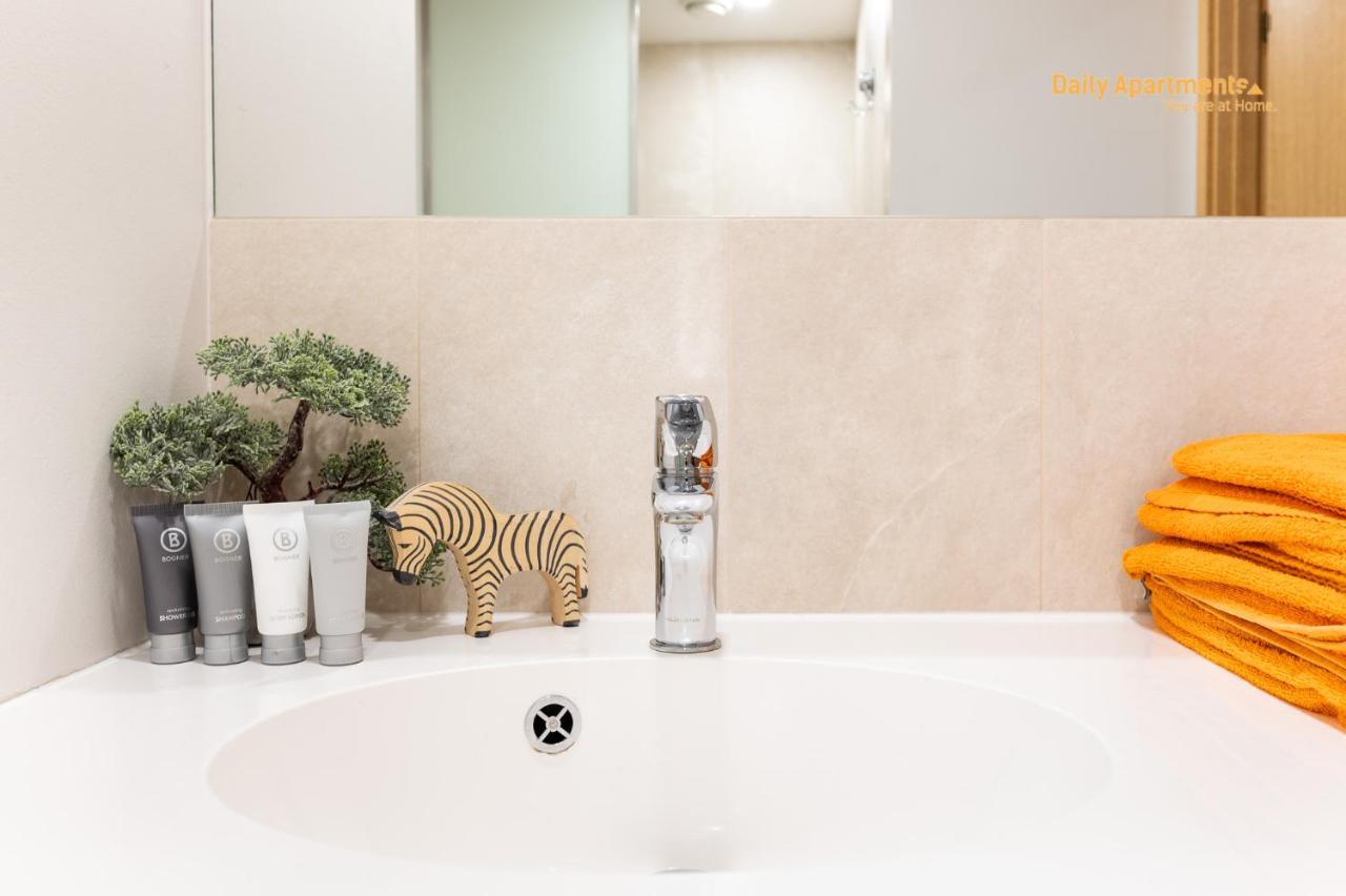 Luxury Suites - Rotermann By Rikas Hotels Tallinn Bagian luar foto
